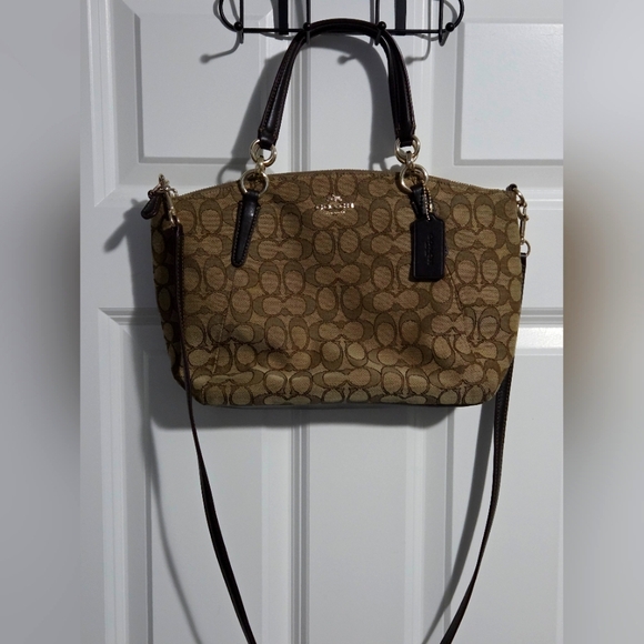 Coach Handbags - Coach Kelsey Satchel Purse